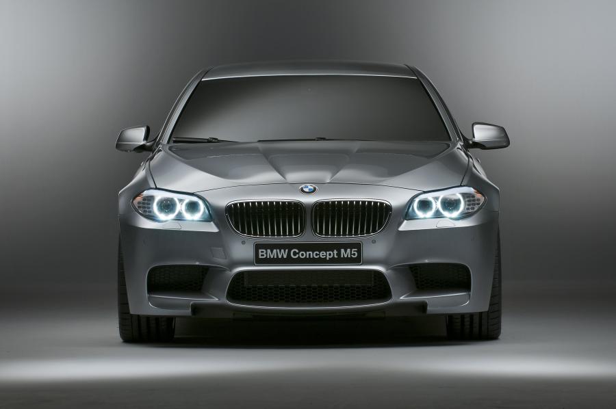  BMW M5 Concept 2011 года  (фото 34 из 37)